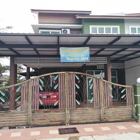 Farisha Homestay Άλορ Σταρ Εξωτερικό φωτογραφία