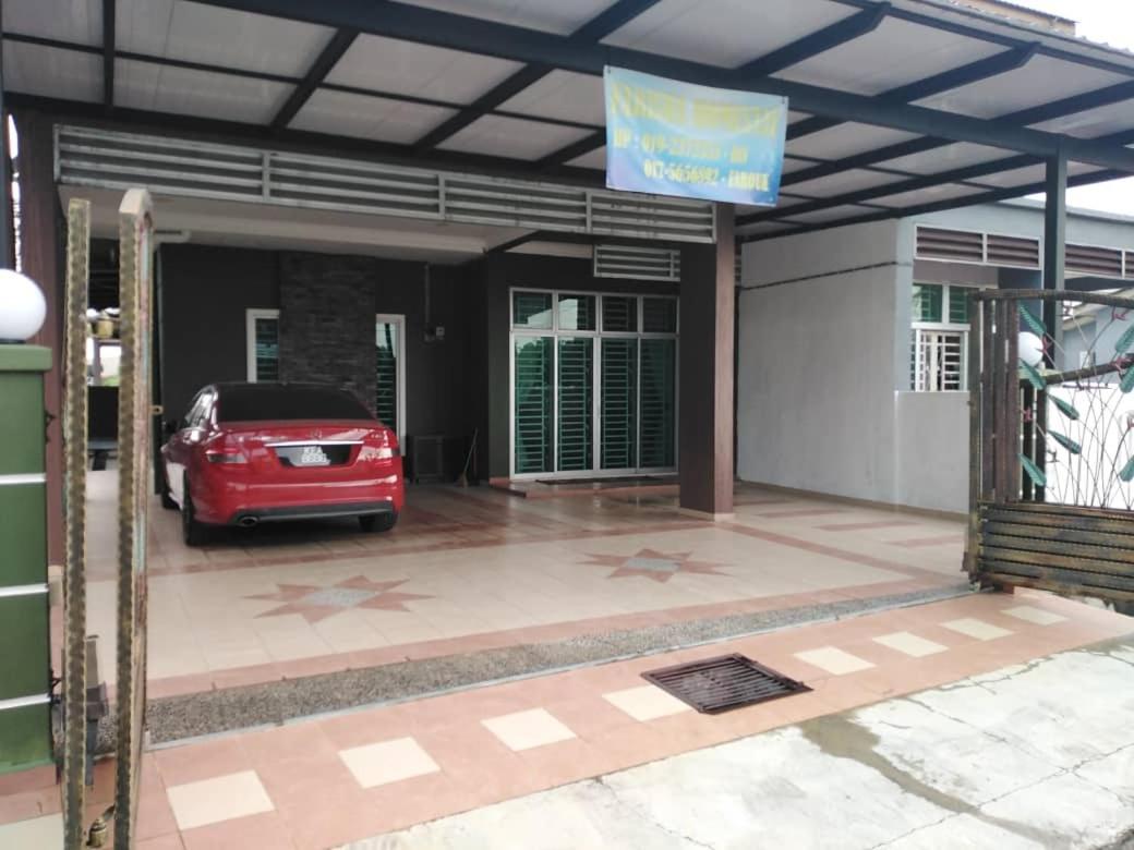 Farisha Homestay Άλορ Σταρ Εξωτερικό φωτογραφία