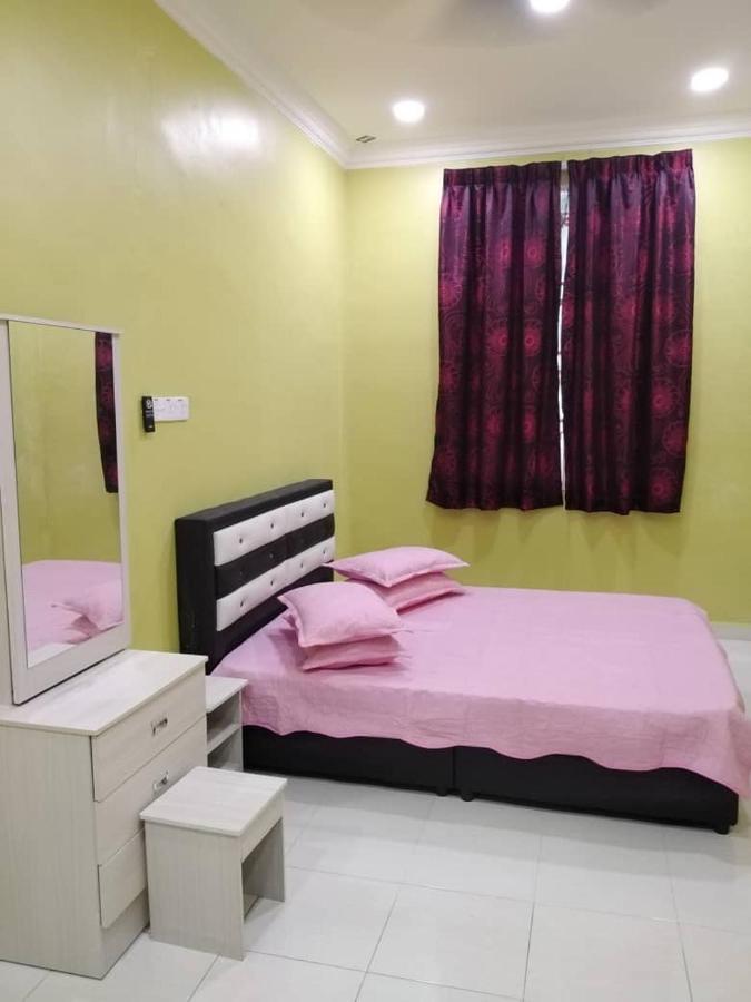 Farisha Homestay Άλορ Σταρ Εξωτερικό φωτογραφία